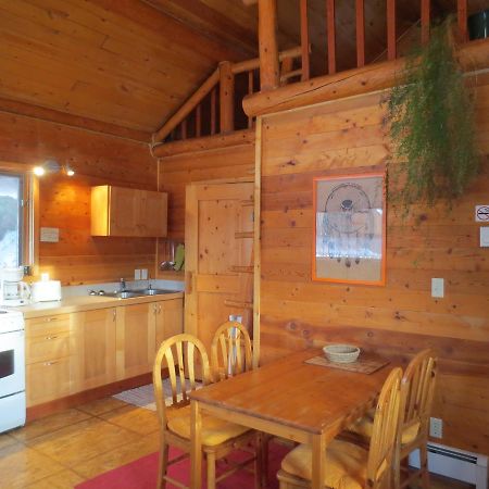 Blaeberry Mountain Lodge Golden Luaran gambar