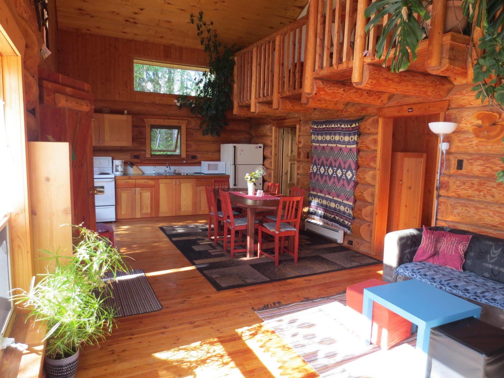Blaeberry Mountain Lodge Golden Luaran gambar