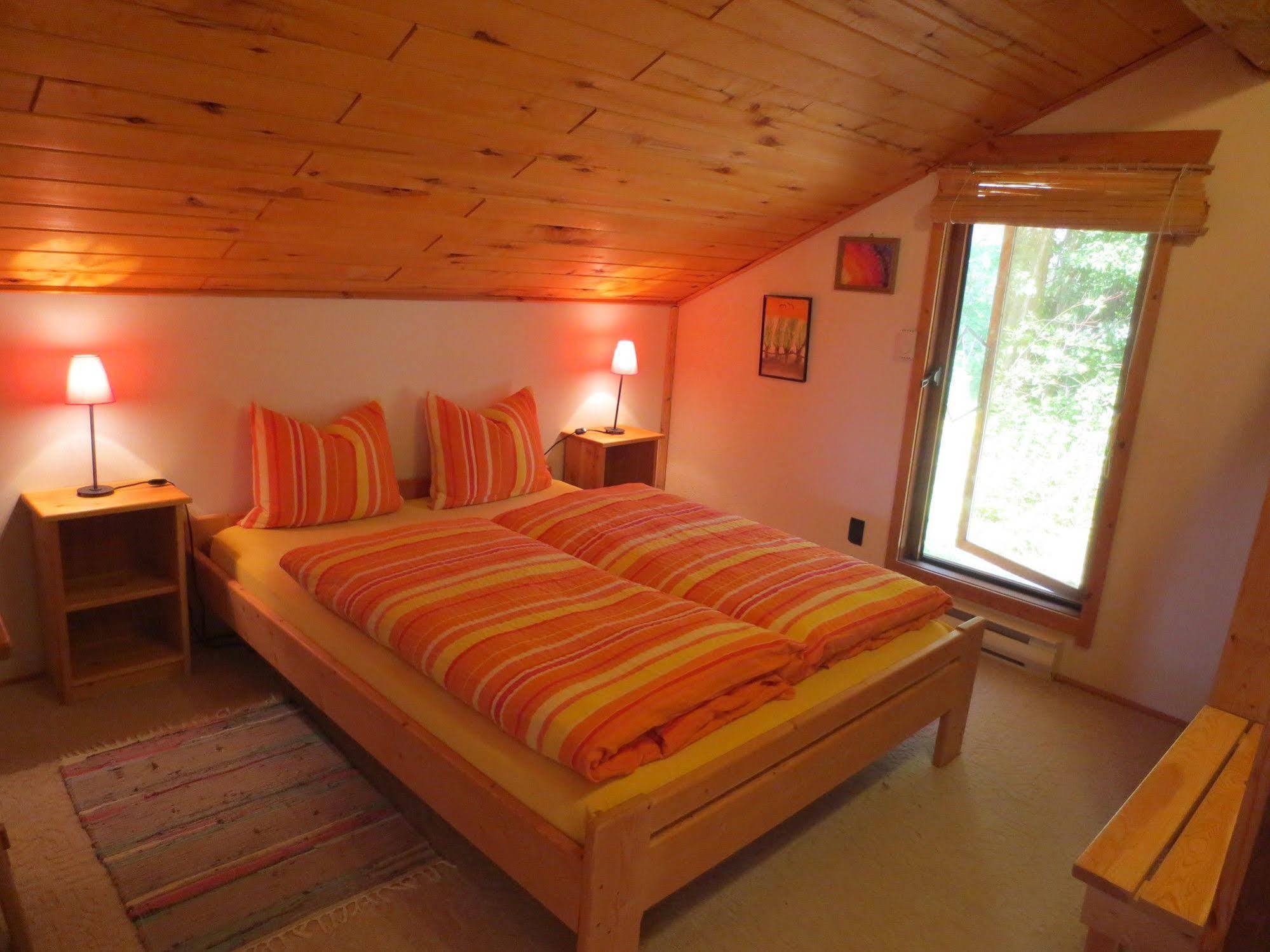 Blaeberry Mountain Lodge Golden Luaran gambar