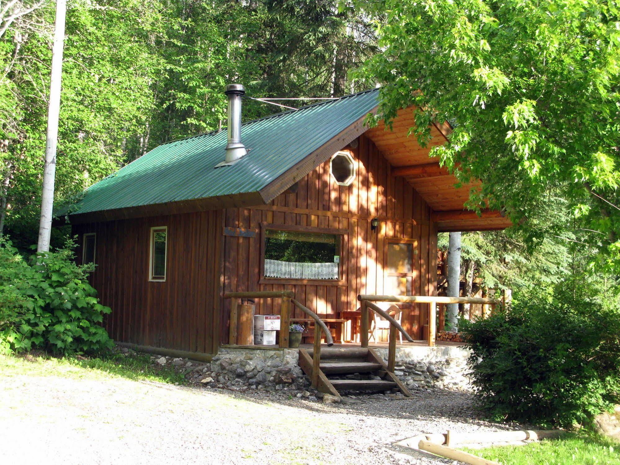 Blaeberry Mountain Lodge Golden Luaran gambar